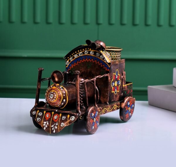 Engine pen stand antique