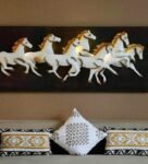 7 horse white with frame
